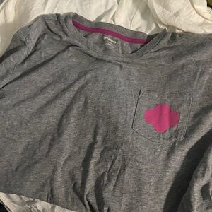 Girls' Gray Tee with Pink Cloud Pocket